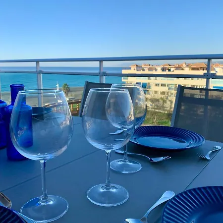 Four Bedroom Penthouse In Apartment *